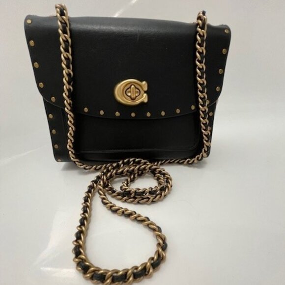 Coach - Picture 2 of 14